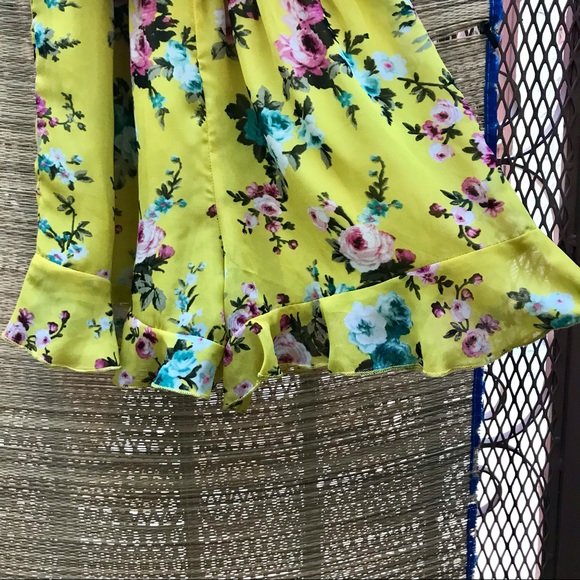 Love Culture Summer Romper Women’s Medium NWT - Picture 12 of 14